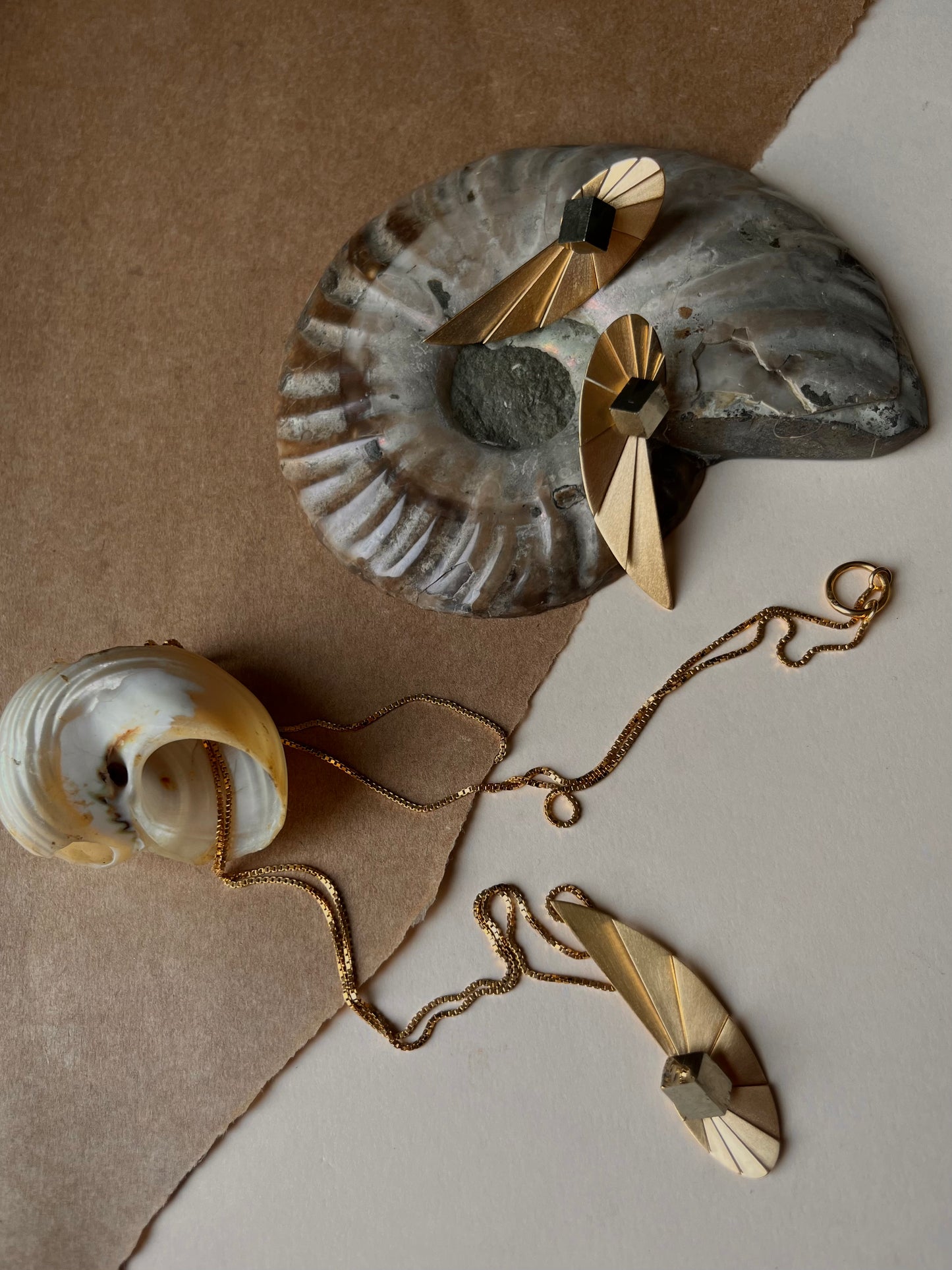 Colar Longo Nautilus Extended Dourado - Colares | Vangloria Jewelry Design