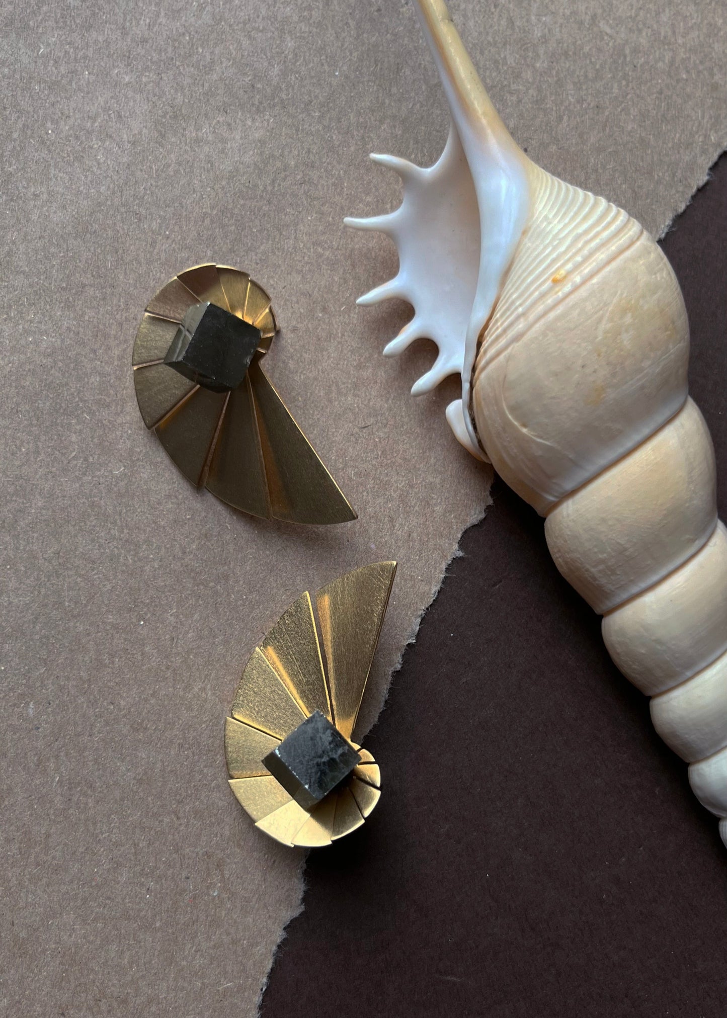 Brincos Nautilus Dourados - Brincos | Vangloria Jewelry Design
