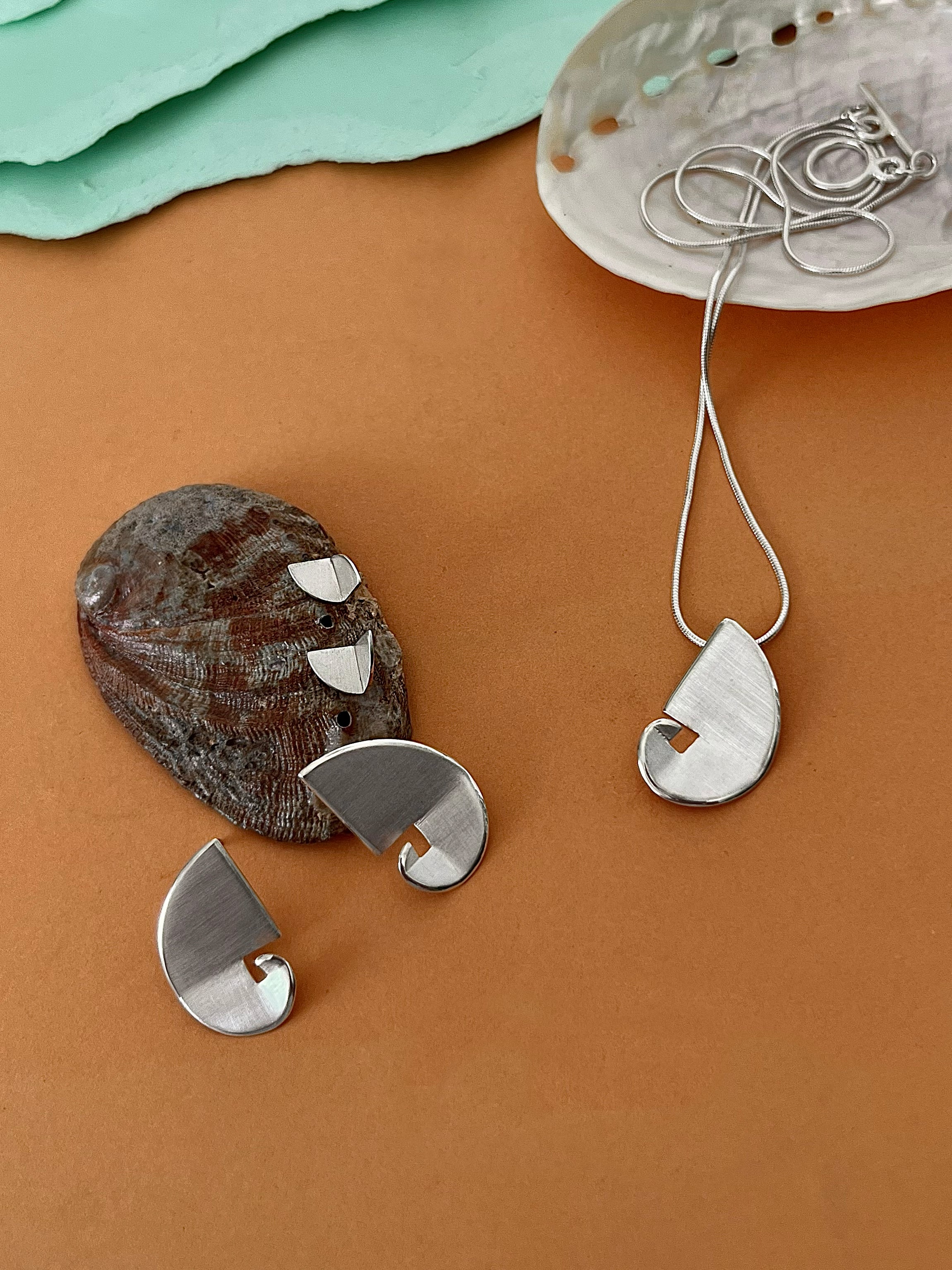 Colar Golden Spiral I - Colares | Vangloria Jewelry Design