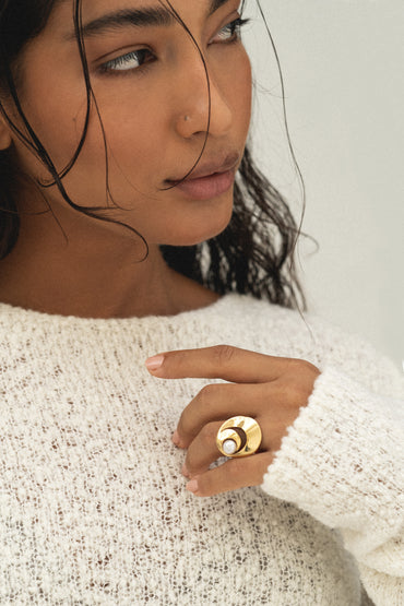 Anel Pearl Shell Polido - Anéis | Vangloria Jewelry Design